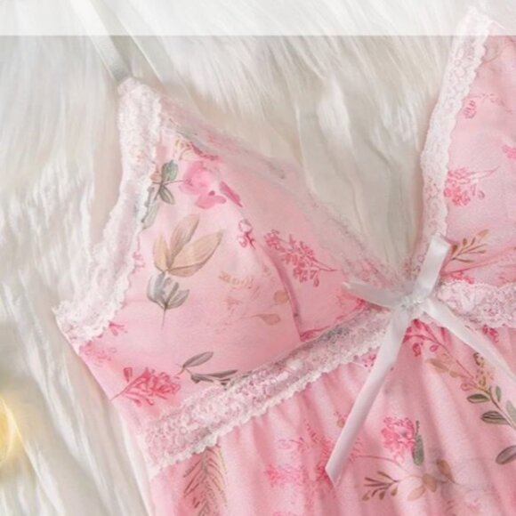 Large - Floral Print Contrast Lace Lingerie Set, Bow, V Neck, Cami Dress & Thong - Picture 3 of 4